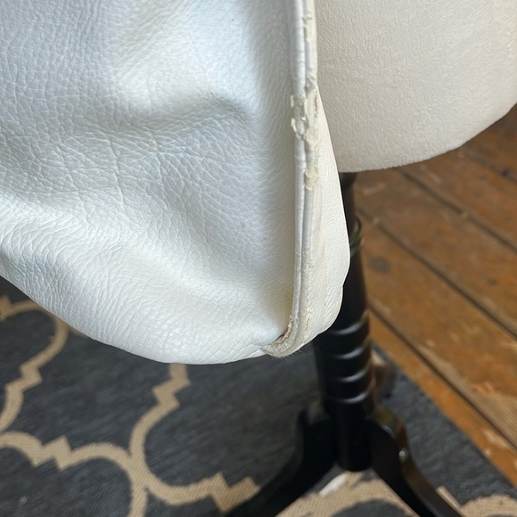 Michael Kors White and Tan Shoulder Bag with Gold Hardware - Picture 11 of 14